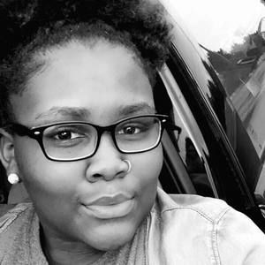 Meet your Posher, Loretta